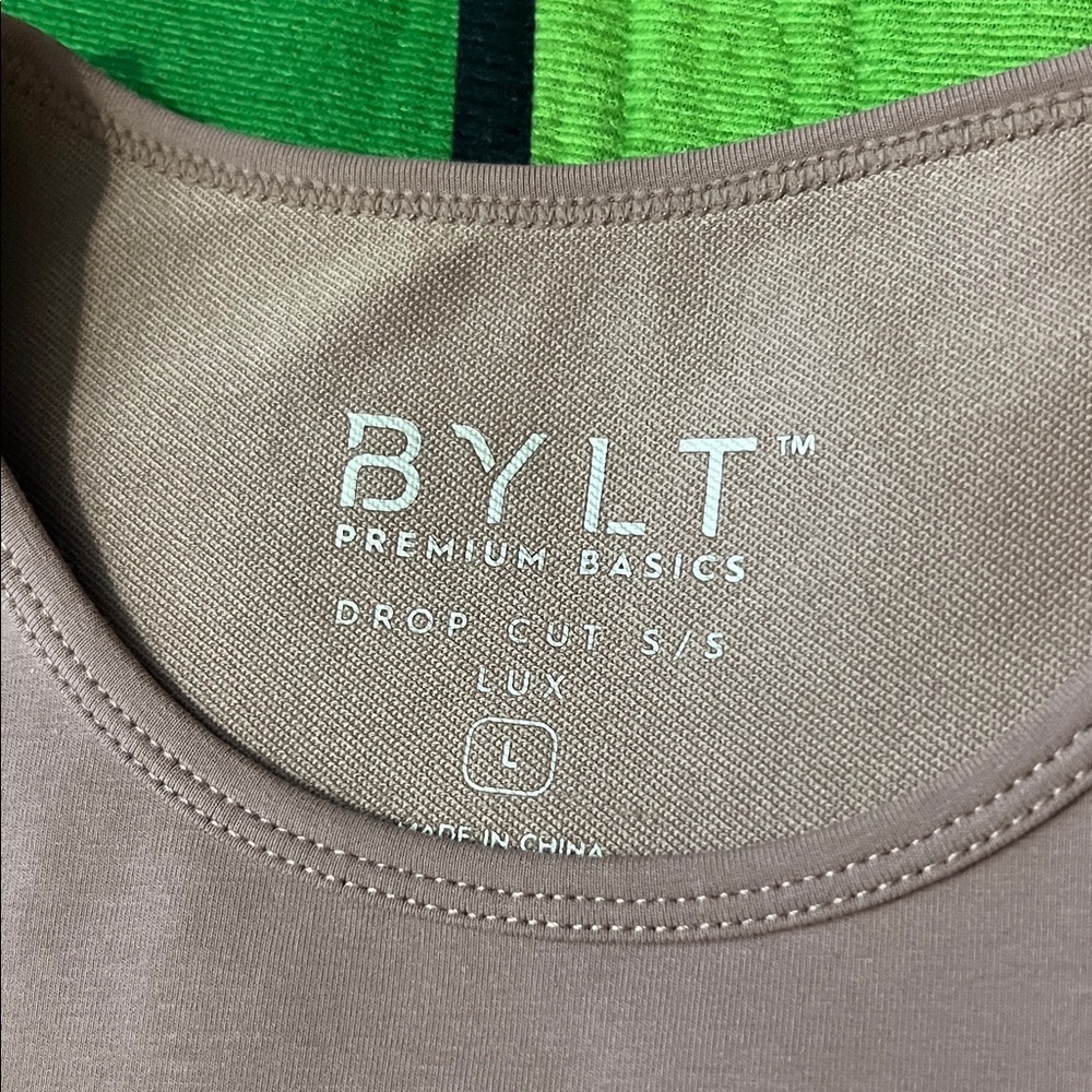 BYLT Basics Drop-Cut: LUX Light-Purple. (Pre-owned ) - Picture 6 of 10